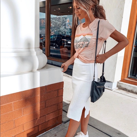 POLOROID | TEE - Picture 3 of 4